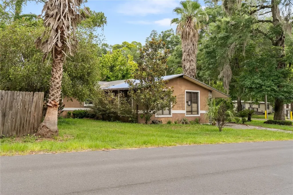 717 NW 253rd Street Newberry FL 32669