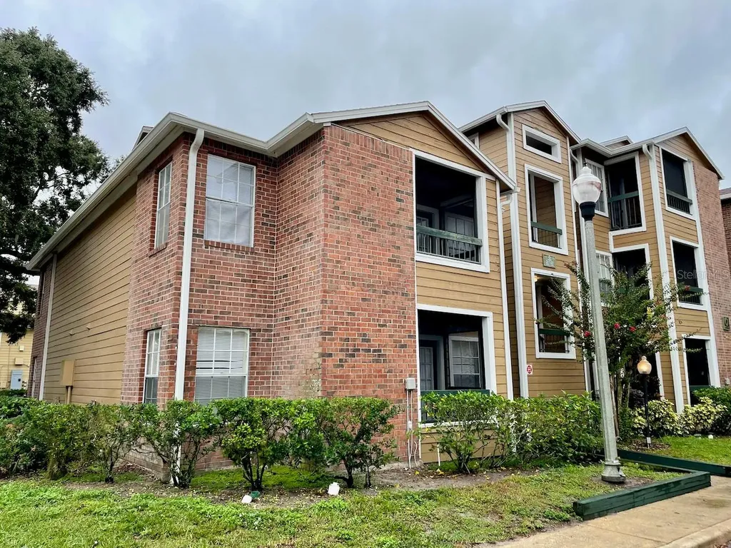 4225 Thornbriar Lane Orlando FL 32822