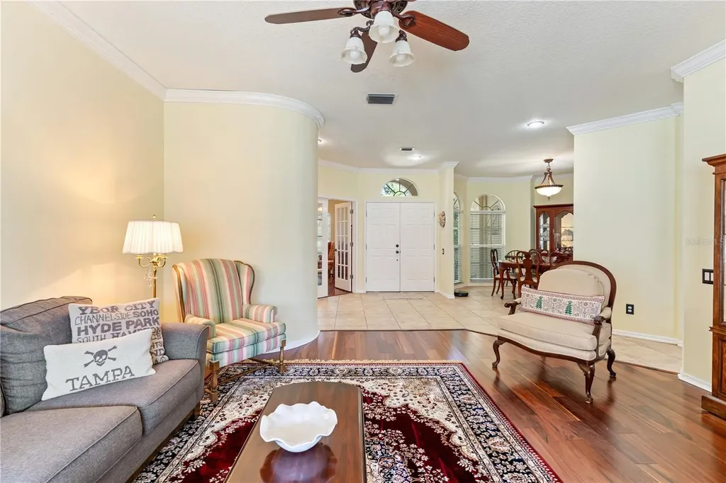 8715 Hidden Green Lane Tampa FL 33647