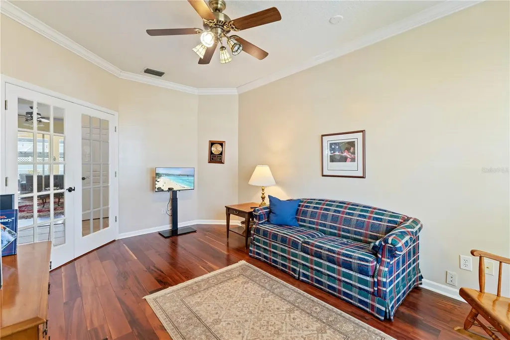 8715 Hidden Green Lane Tampa FL 33647