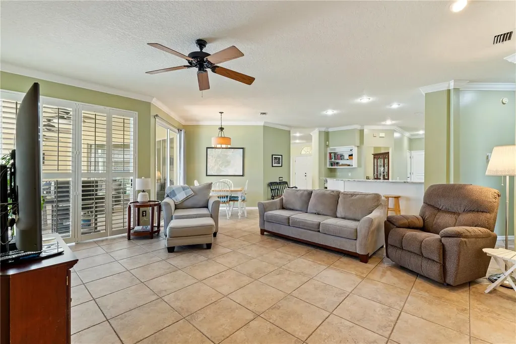 8715 Hidden Green Lane Tampa FL 33647