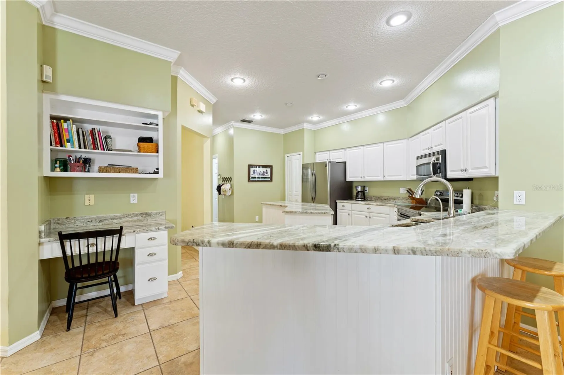 8715 Hidden Green Lane Tampa FL 33647