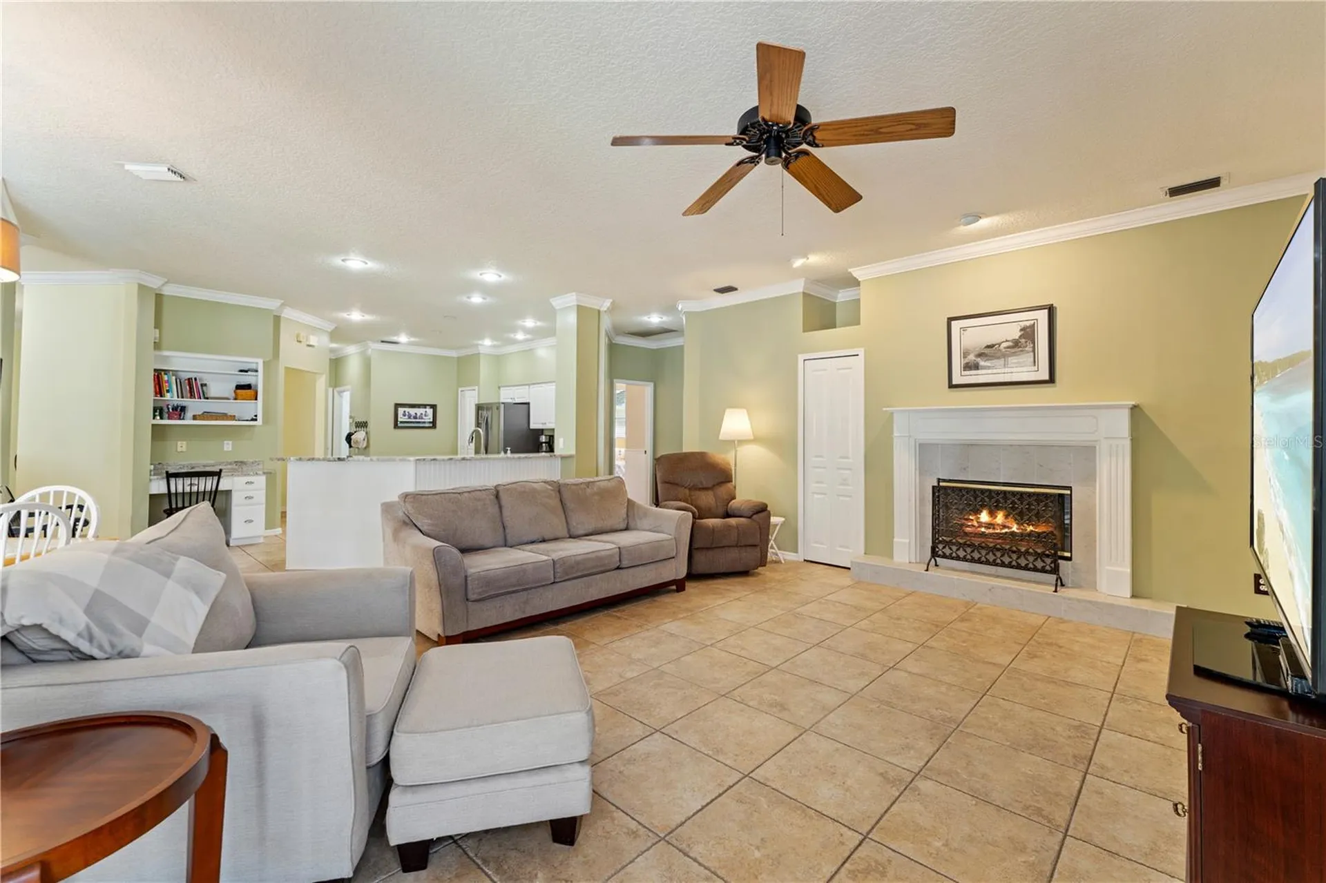 8715 Hidden Green Lane Tampa FL 33647