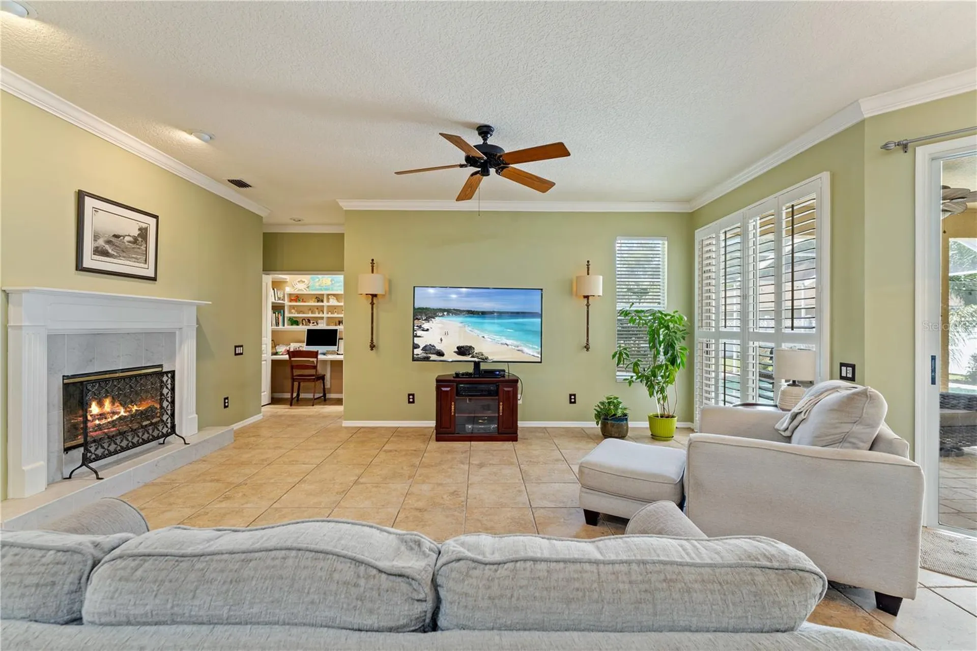 8715 Hidden Green Lane Tampa FL 33647