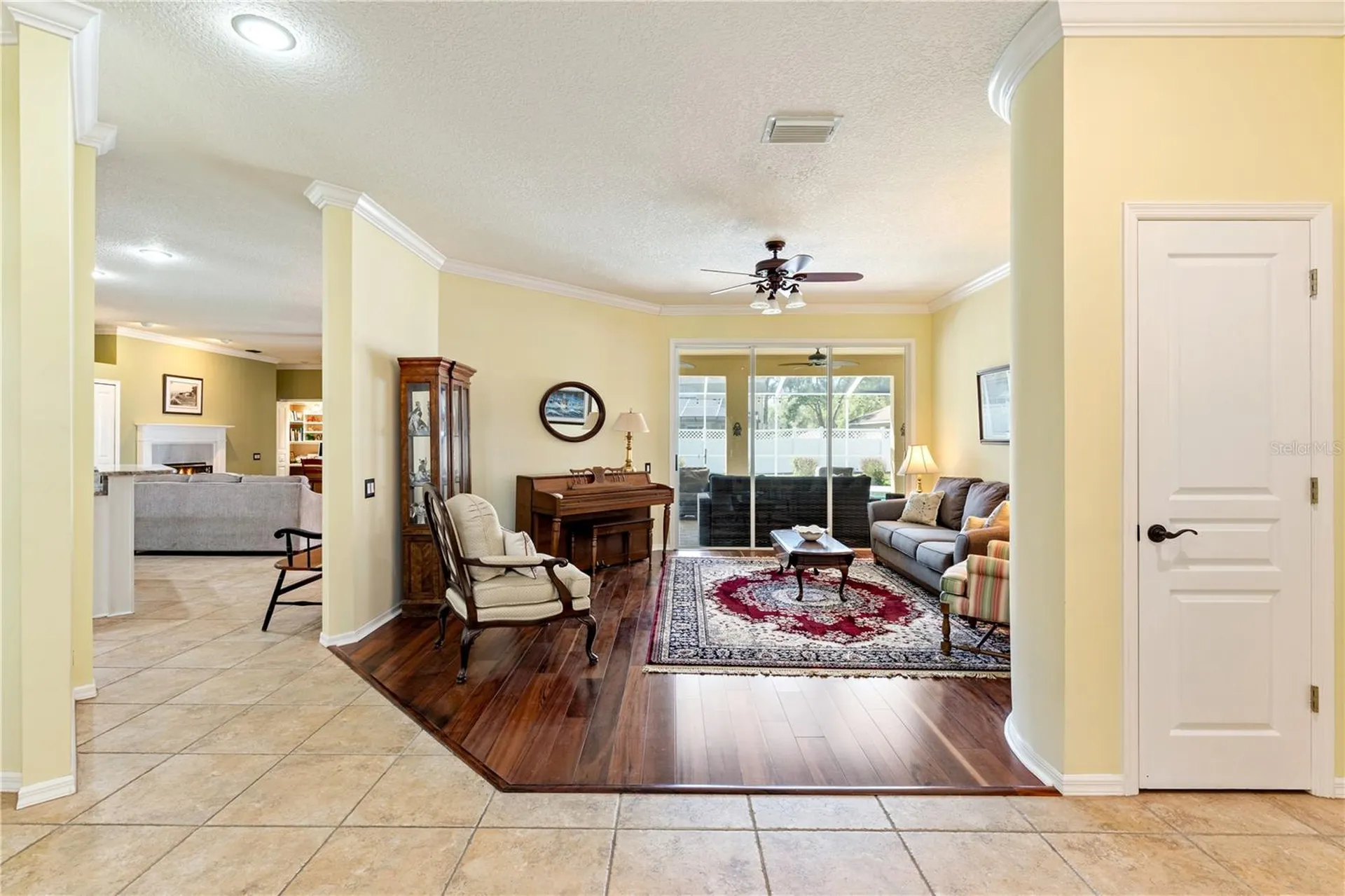 8715 Hidden Green Lane Tampa FL 33647