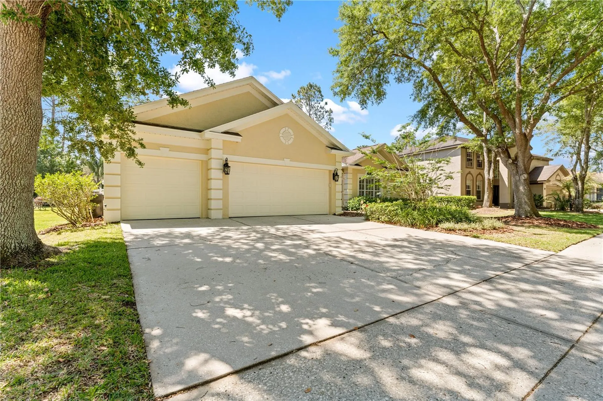 8715 Hidden Green Lane Tampa FL 33647