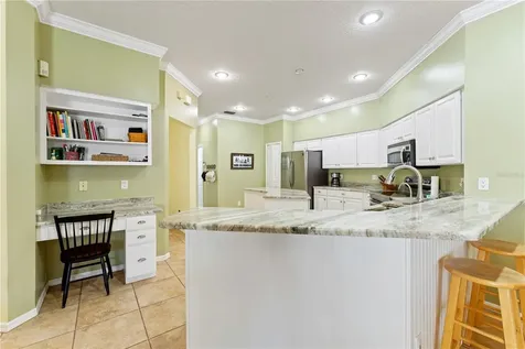 8715 Hidden Green Lane Tampa FL 33647