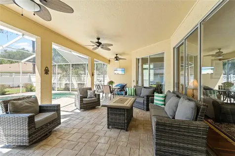 8715 Hidden Green Lane Tampa FL 33647