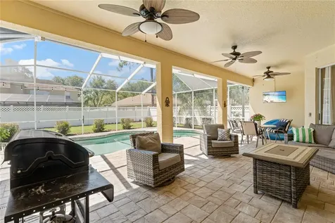 8715 Hidden Green Lane Tampa FL 33647