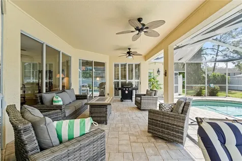 8715 Hidden Green Lane Tampa FL 33647