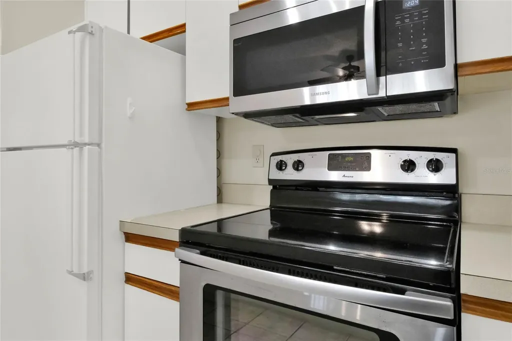 4241 Alamanda Boulevard Lake Wales FL 33898