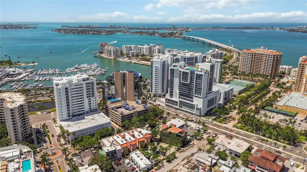 1221 N Palm Avenue Sarasota FL 34236