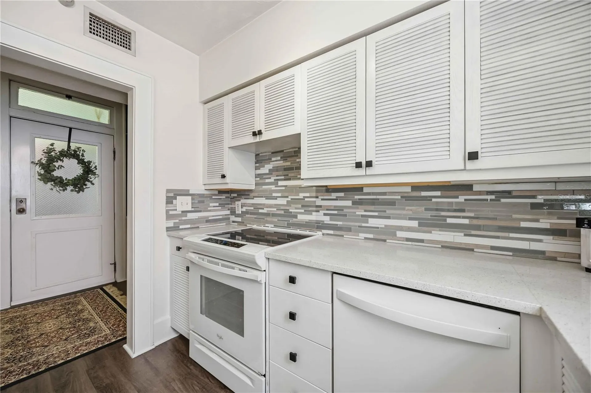 1221 N Palm Avenue Sarasota FL 34236