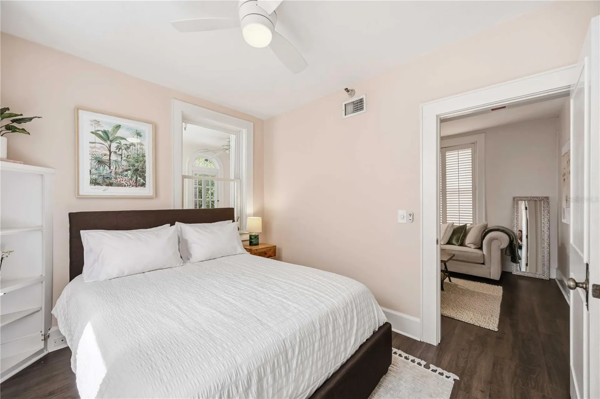 1221 N Palm Avenue Sarasota FL 34236