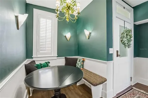1221 N Palm Avenue Sarasota FL 34236