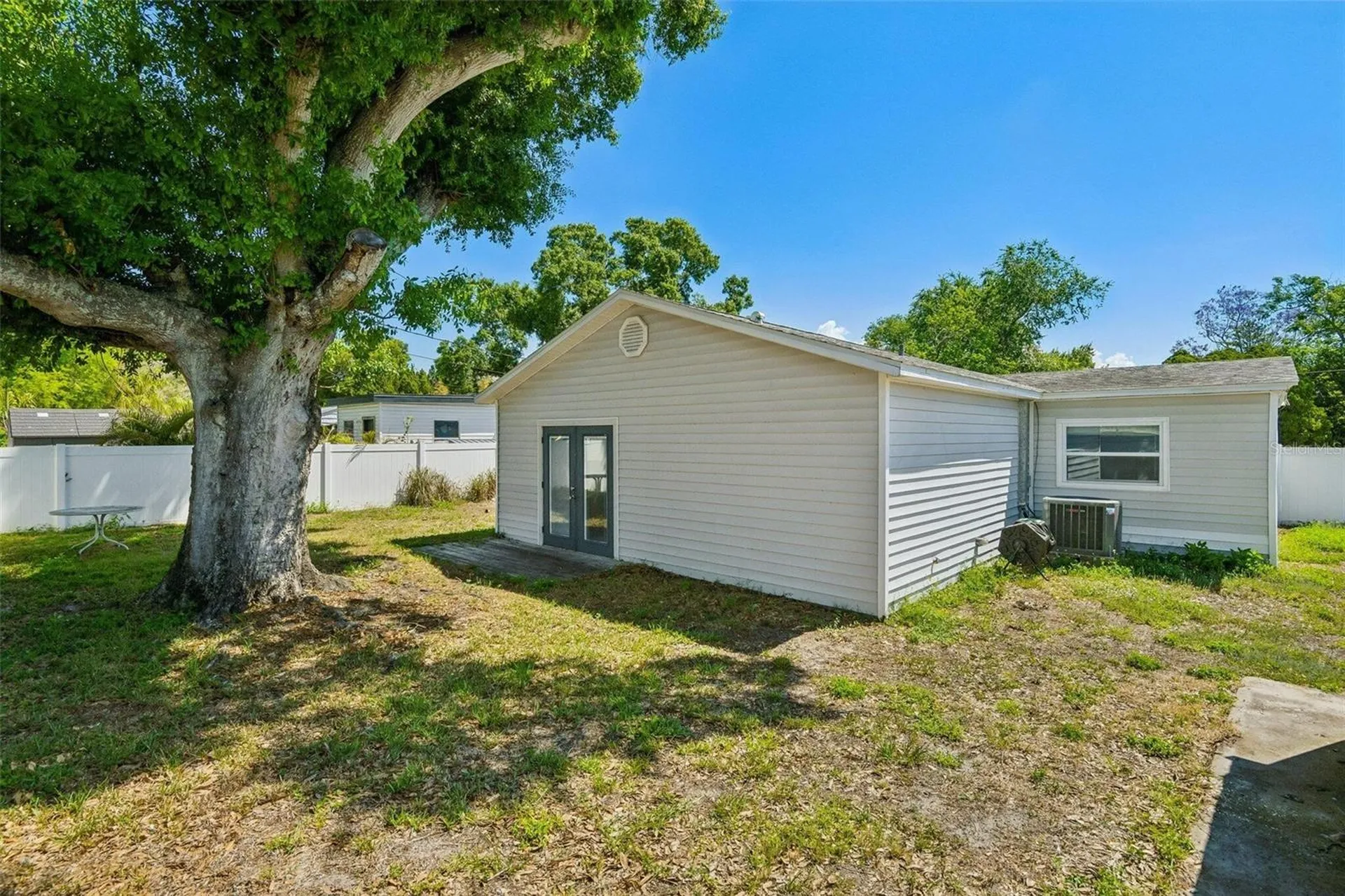 7210 14th Street N St Petersburg FL 33702