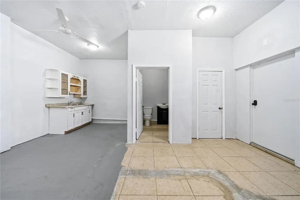 4988 Clarcona Ocoee Road Orlando FL 32810