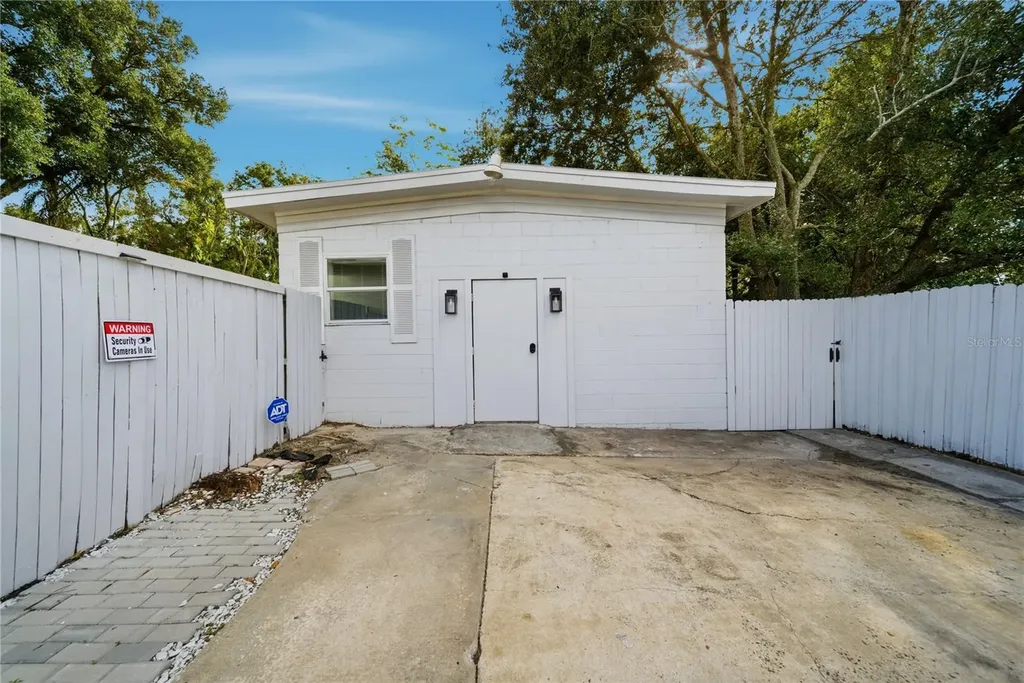 4988 Clarcona Ocoee Road Orlando FL 32810