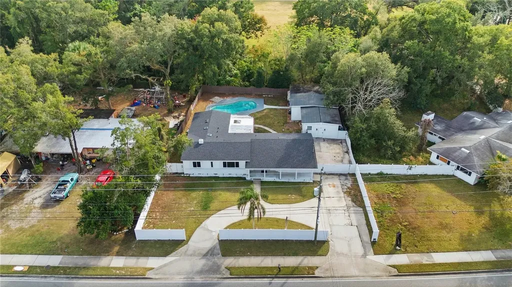 4988 Clarcona Ocoee Road Orlando FL 32810