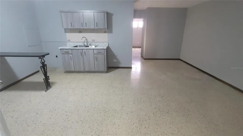 2A3 Apt-4 Avenue Laurel Bayamon PR 00956
