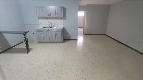 2A3 Apt-4 Avenue Laurel Bayamon PR 00956