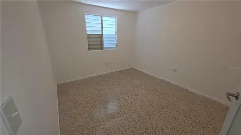 2A3 Apt-4 Ave. Laurel Bayamon PR 00956