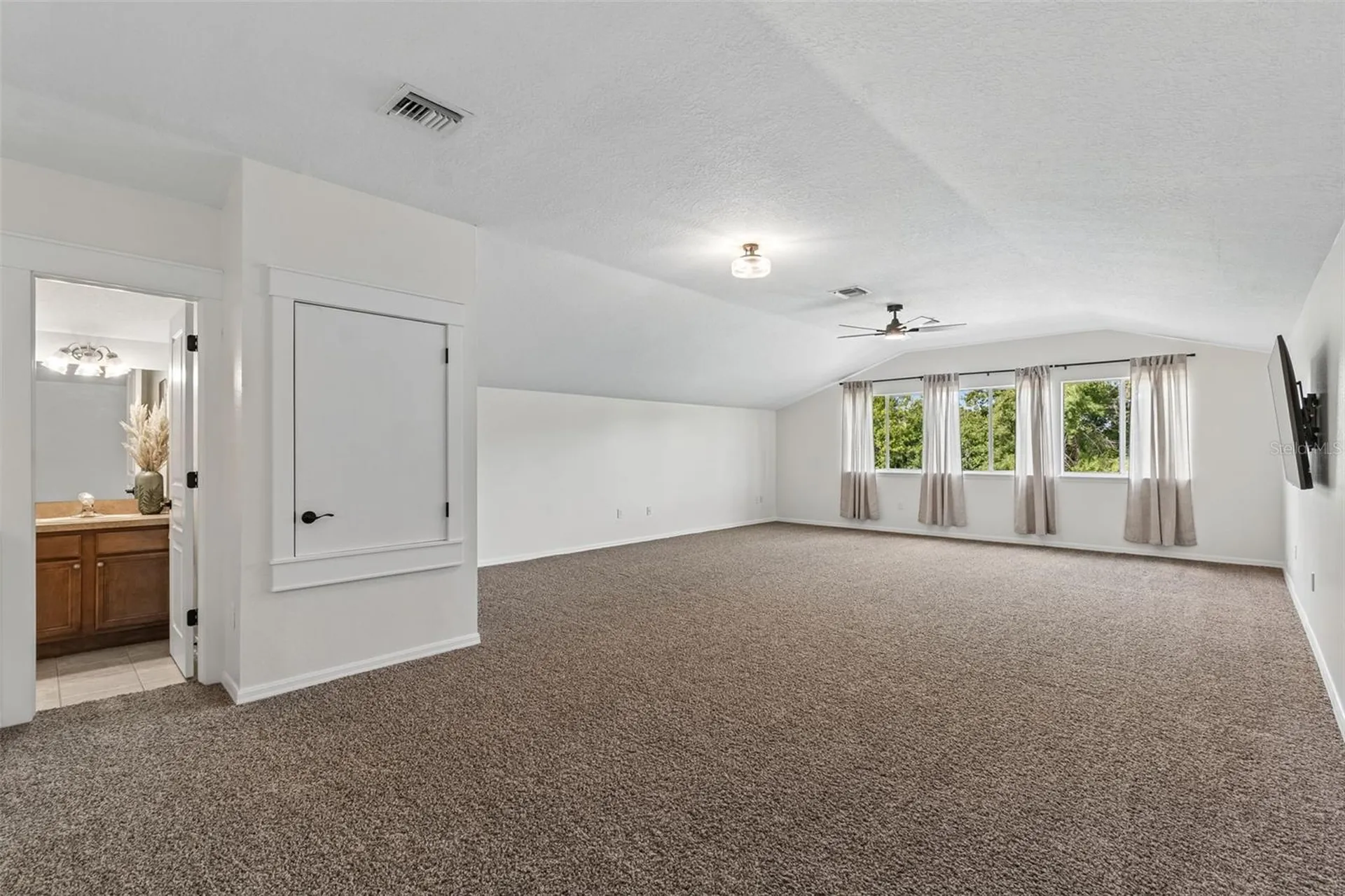 7441 Ambleside Drive Land O Lakes FL 34637