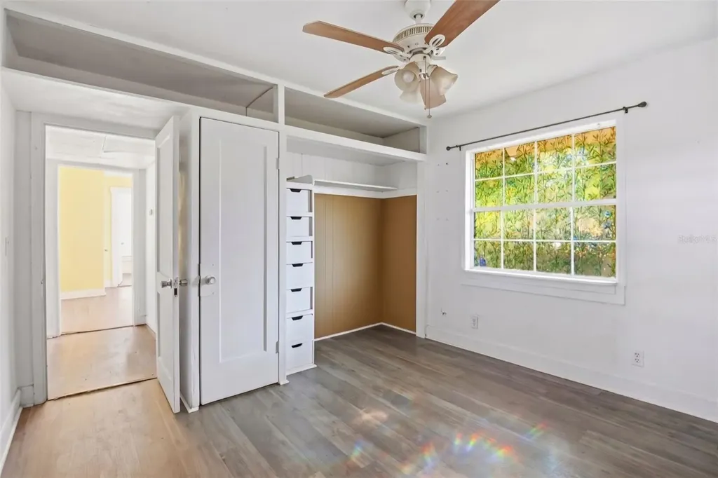 1110 27th Avenue W Bradenton FL 34205