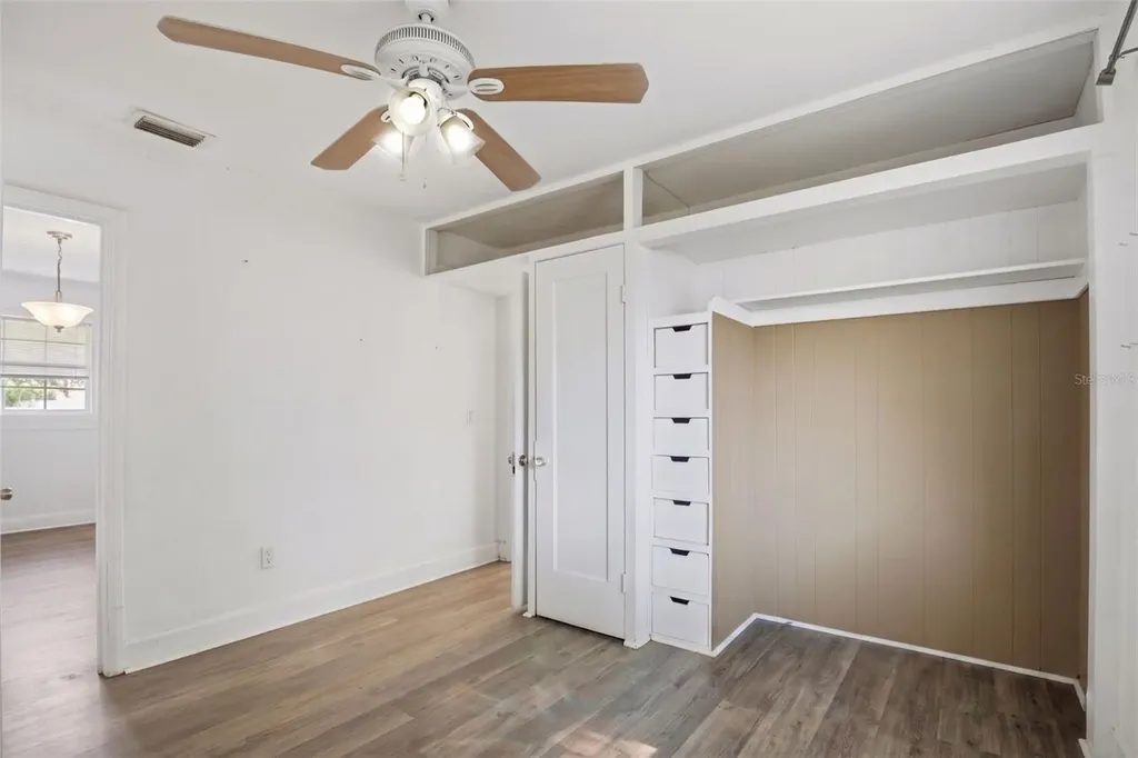 1110 27th Avenue W Bradenton FL 34205