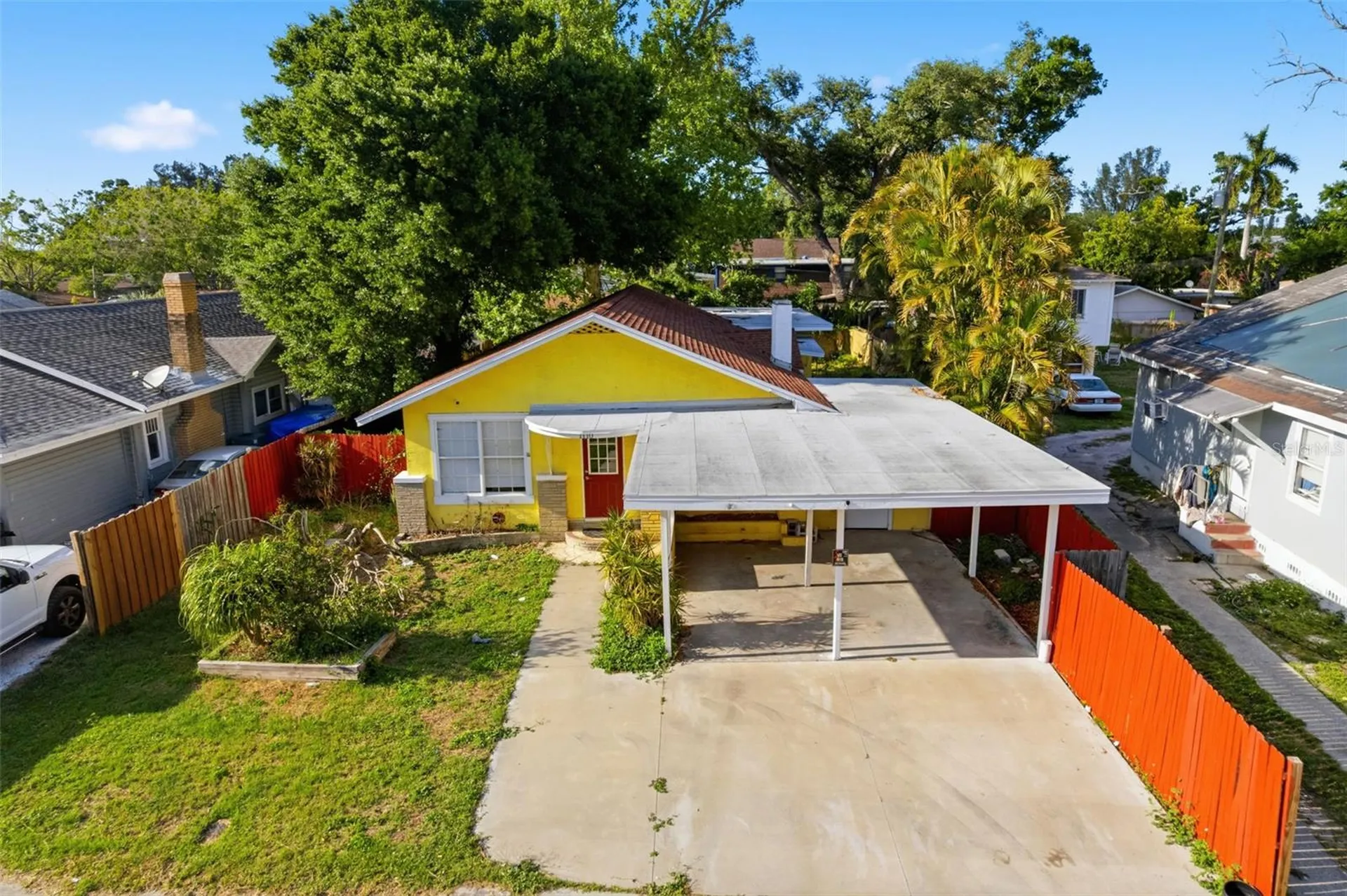 1110 27th Avenue W Bradenton FL 34205