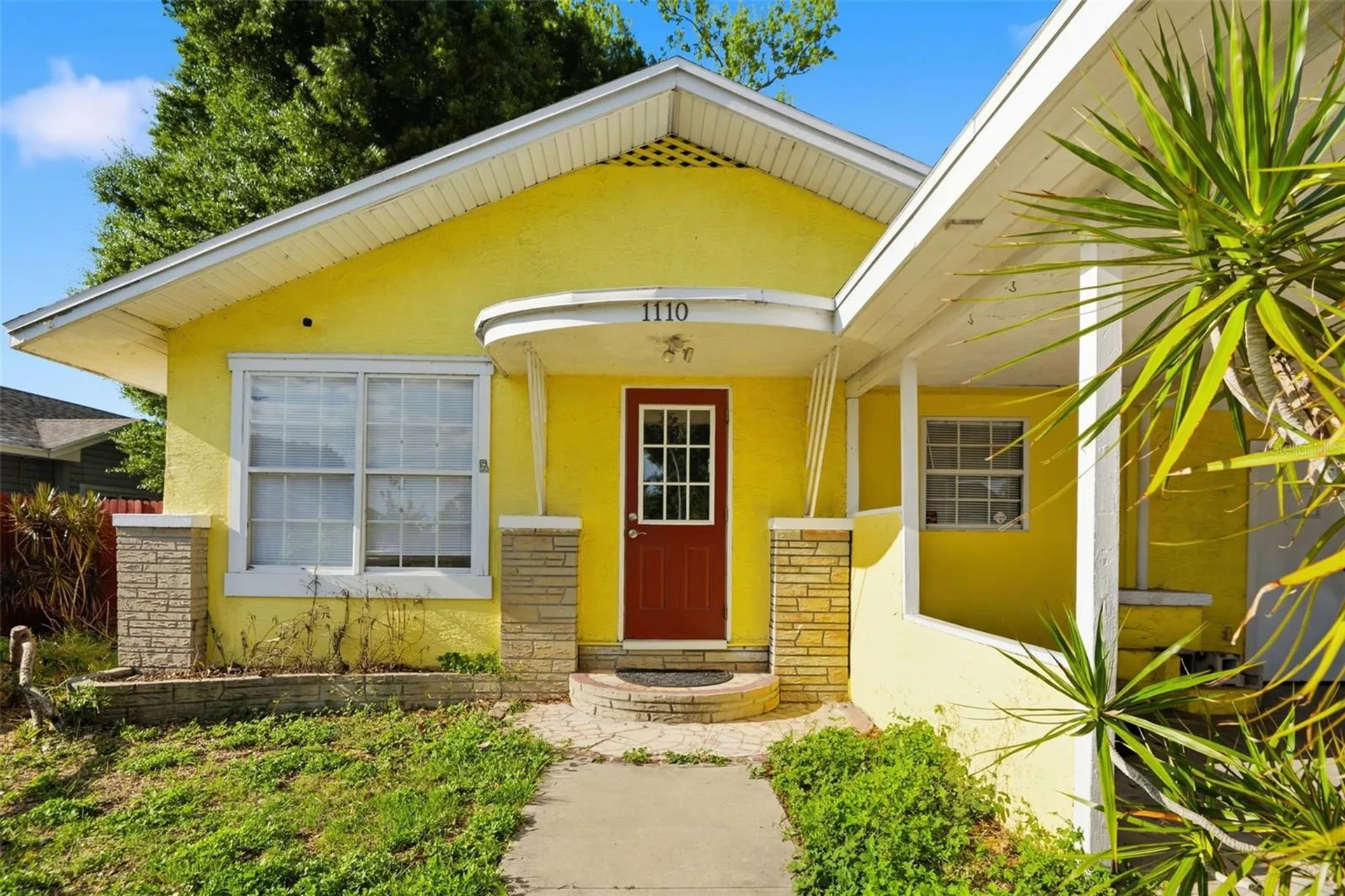 1110 27th Avenue W Bradenton FL 34205