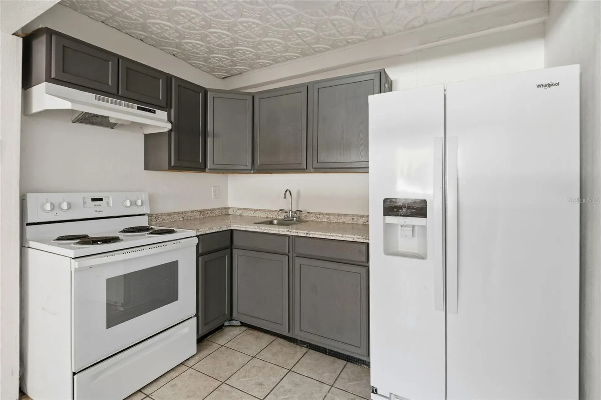 1110 27th Avenue W Bradenton FL 34205