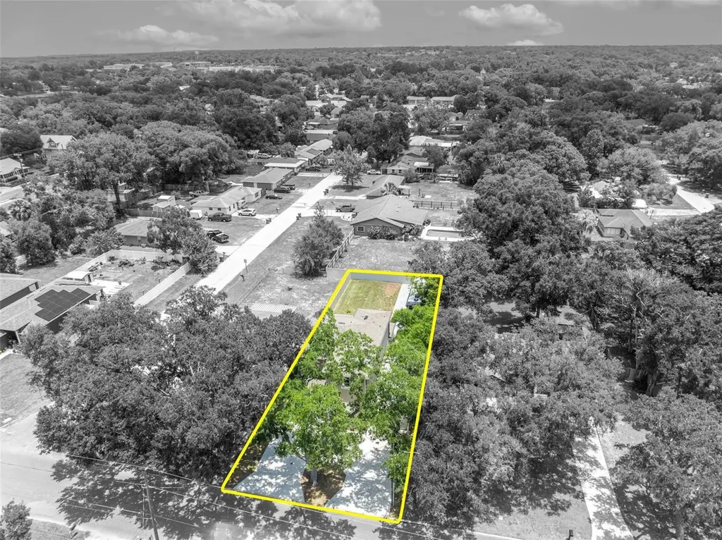 1309 S Center Street Eustis FL 32726