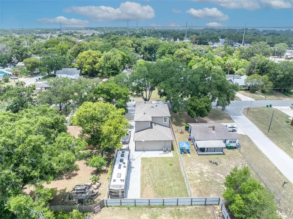 1309 S Center Street Eustis FL 32726
