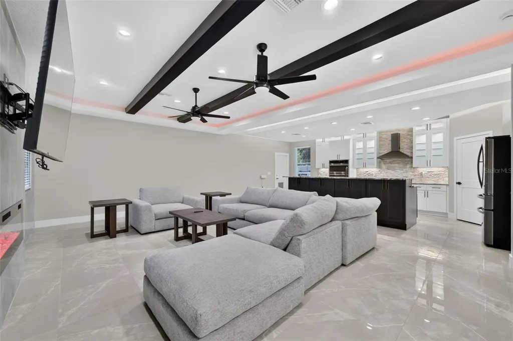 1309 S Center Street Eustis FL 32726