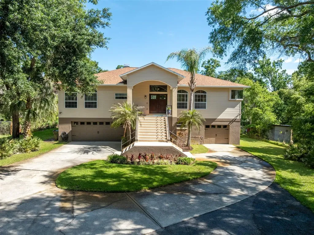 8214 Revels Road Riverview FL 33569