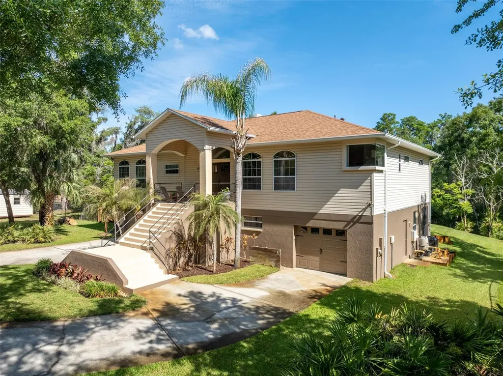 8214 Revels Road Riverview FL 33569