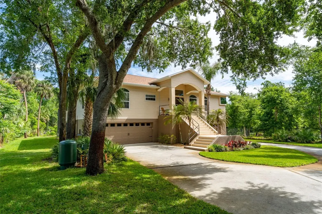 8214 Revels Road Riverview FL 33569
