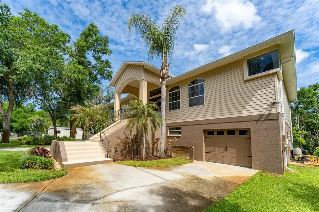 8214 Revels Road Riverview FL 33569