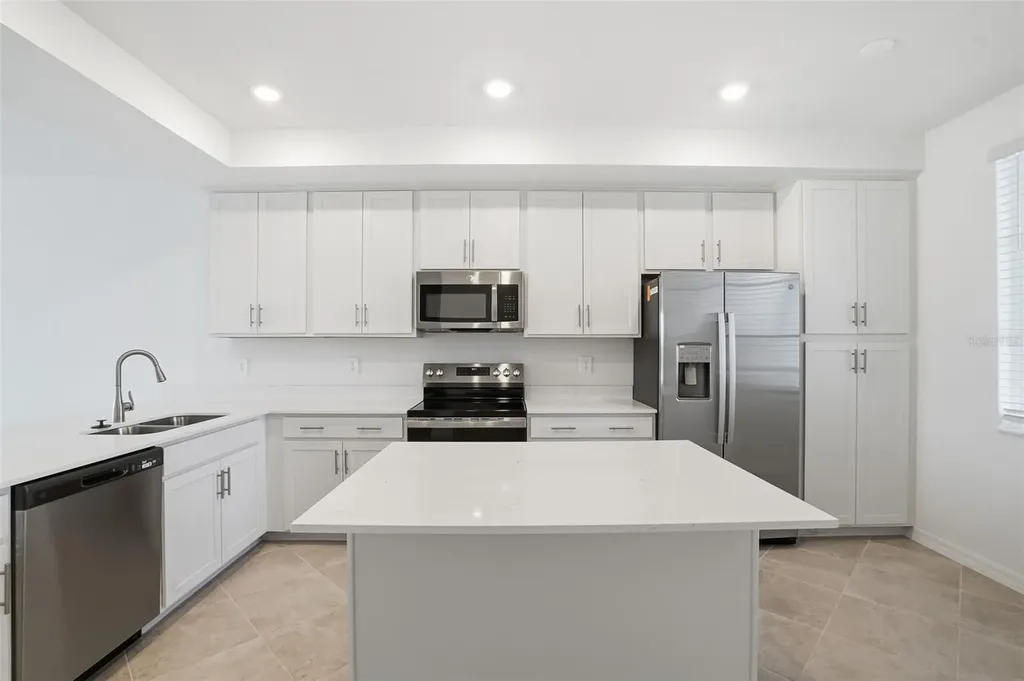 19116 Scallop Loop Lakewood Ranch FL 34211