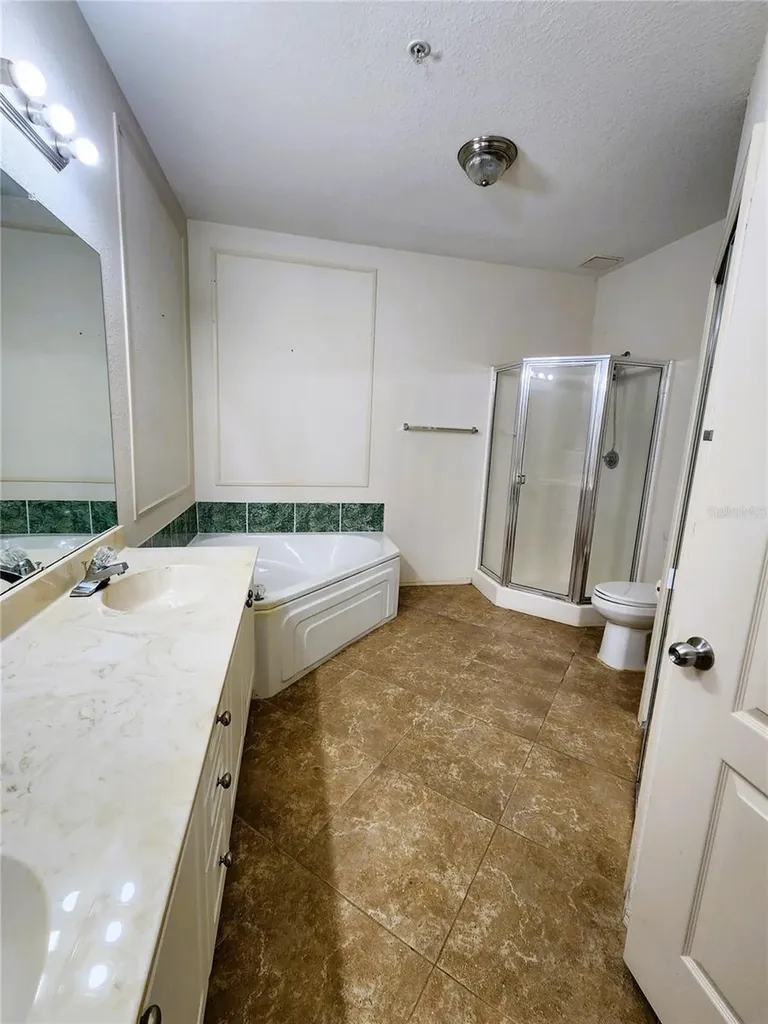 2733 Via Cipriani Clearwater FL 33764