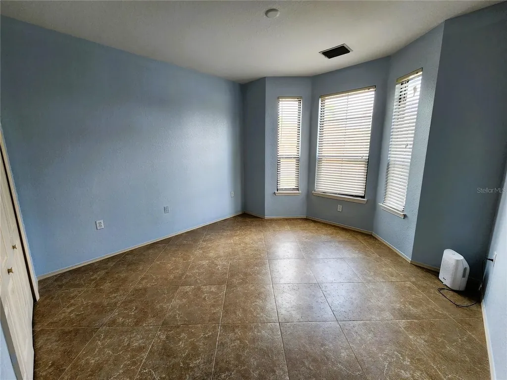 2733 Via Cipriani Clearwater FL 33764