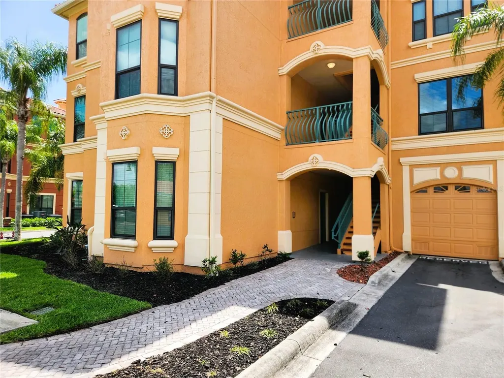 2733 Via Cipriani Clearwater FL 33764
