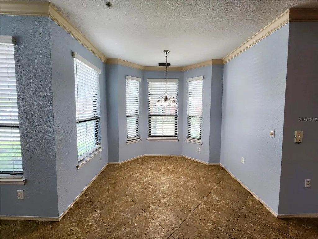 2733 Via Cipriani Clearwater FL 33764