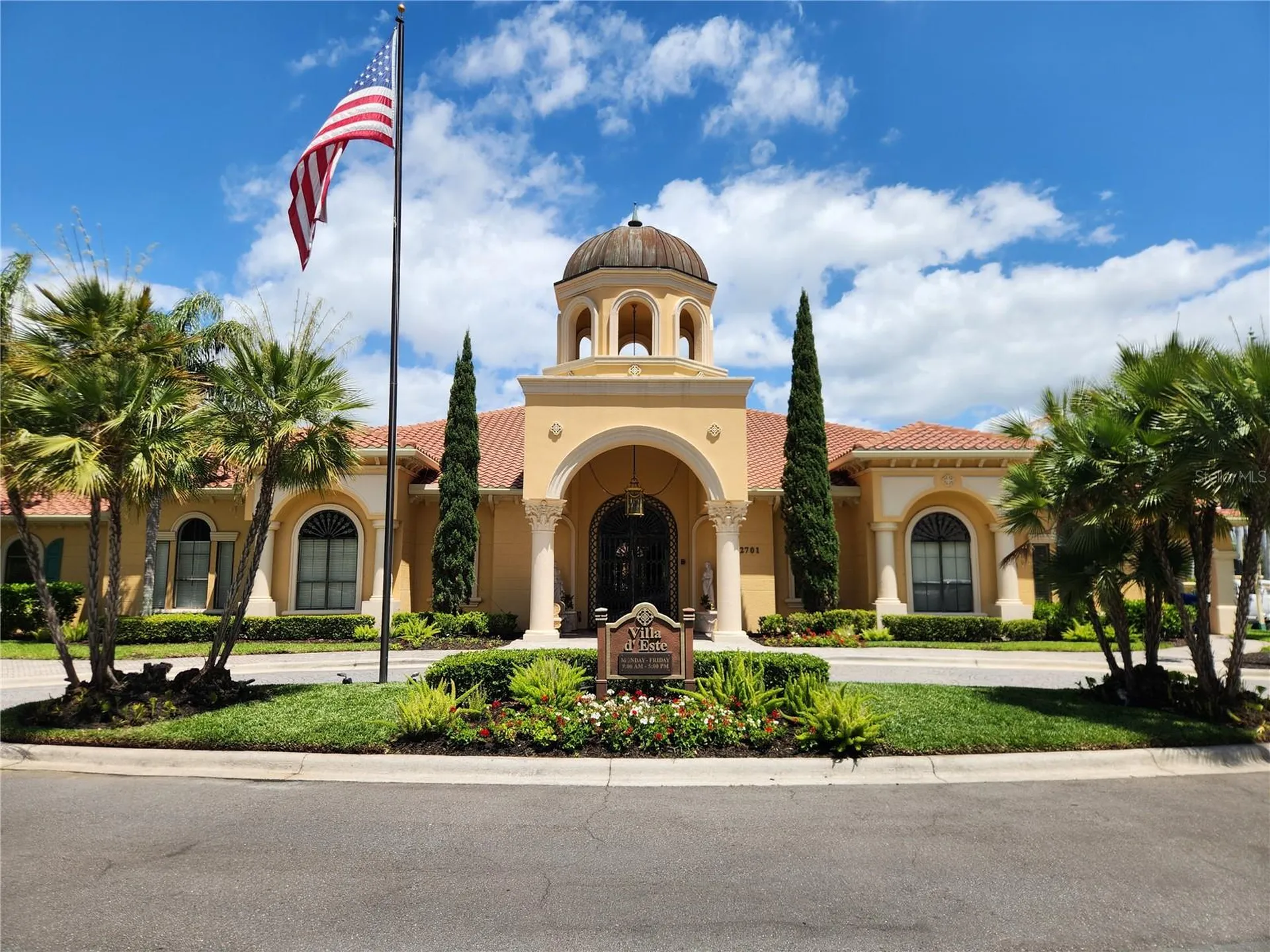 2733 Via Cipriani Clearwater FL 33764