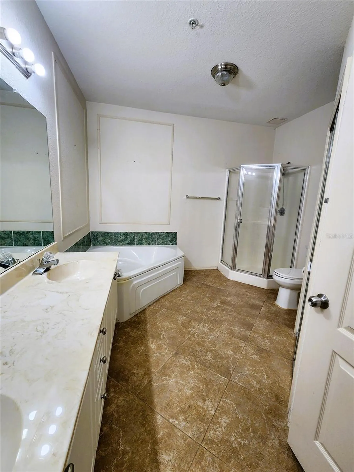 2733 Via Cipriani Clearwater FL 33764