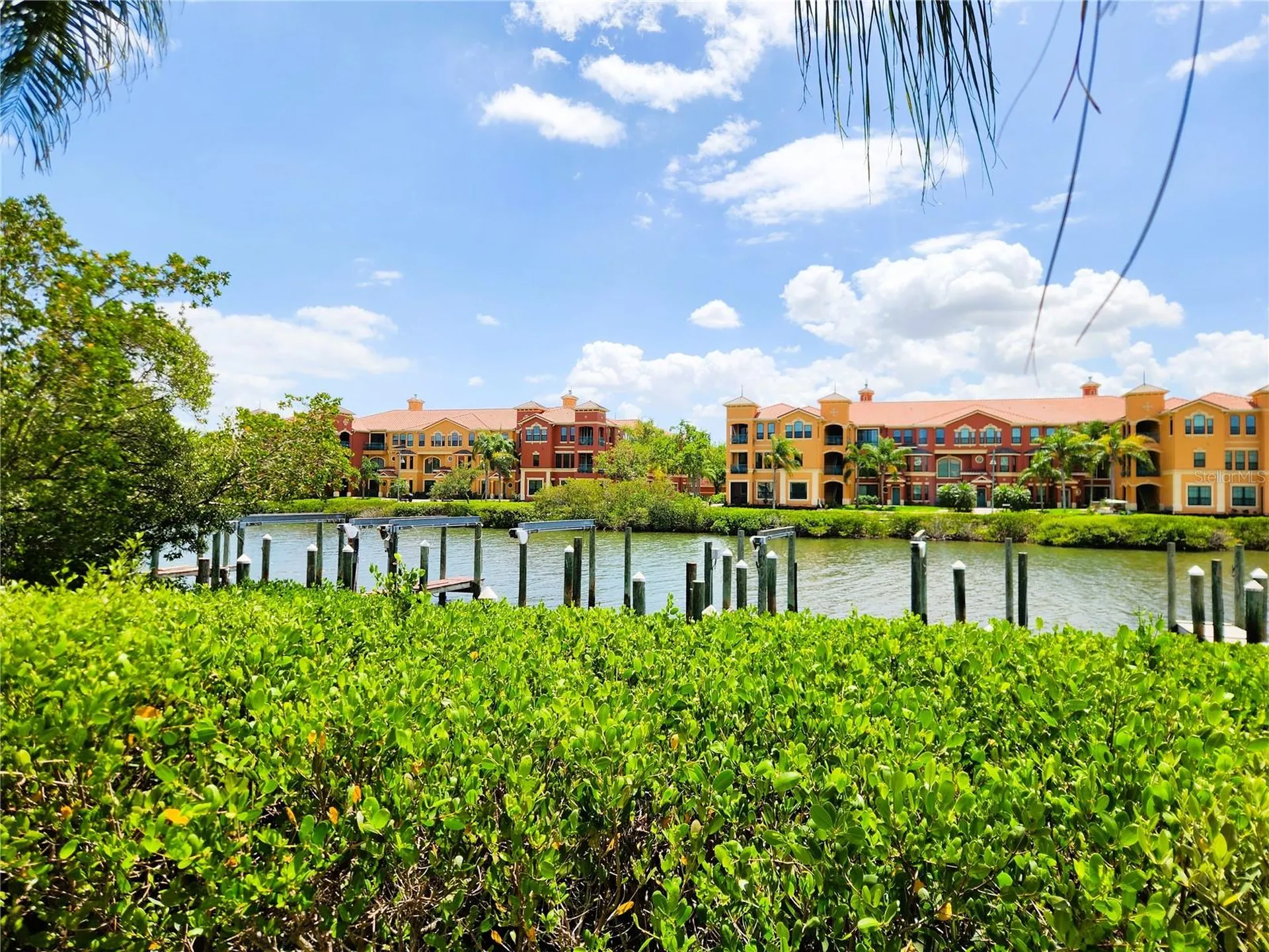 2733 Via Cipriani Clearwater FL 33764