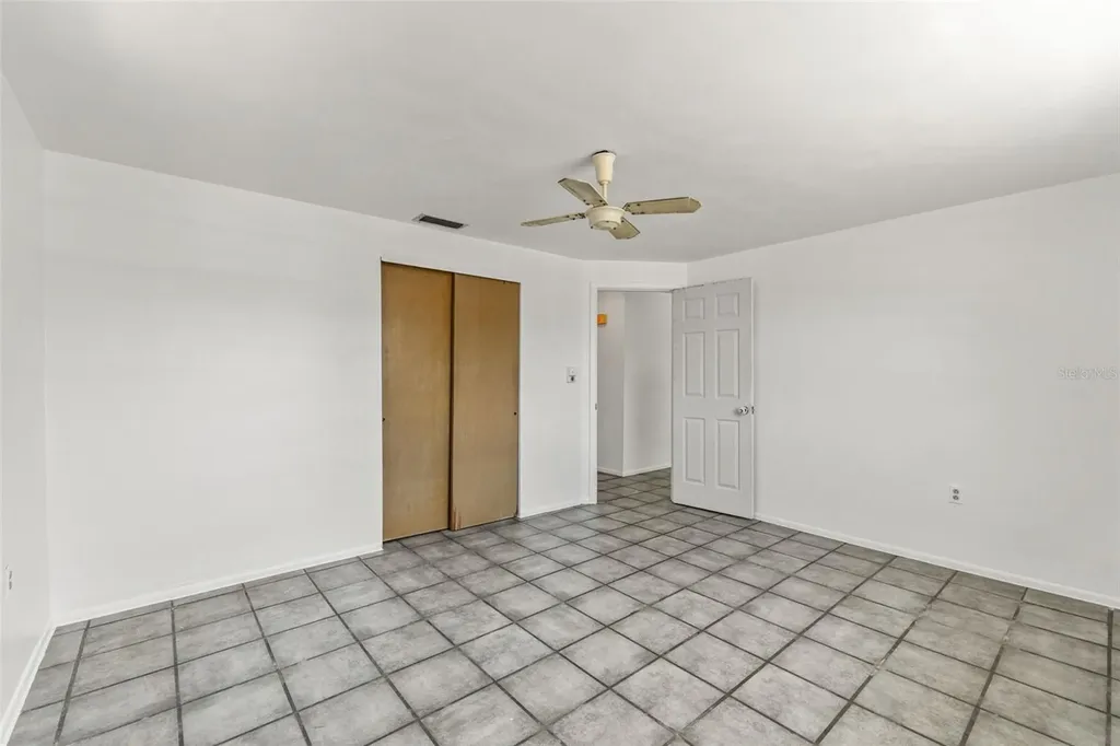 1050 Saxon Lane Holiday FL 34691