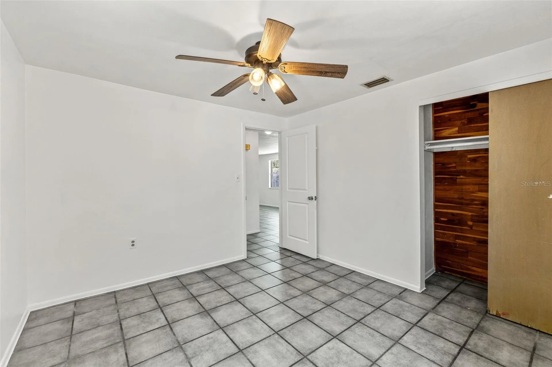 1050 Saxon Lane Holiday FL 34691
