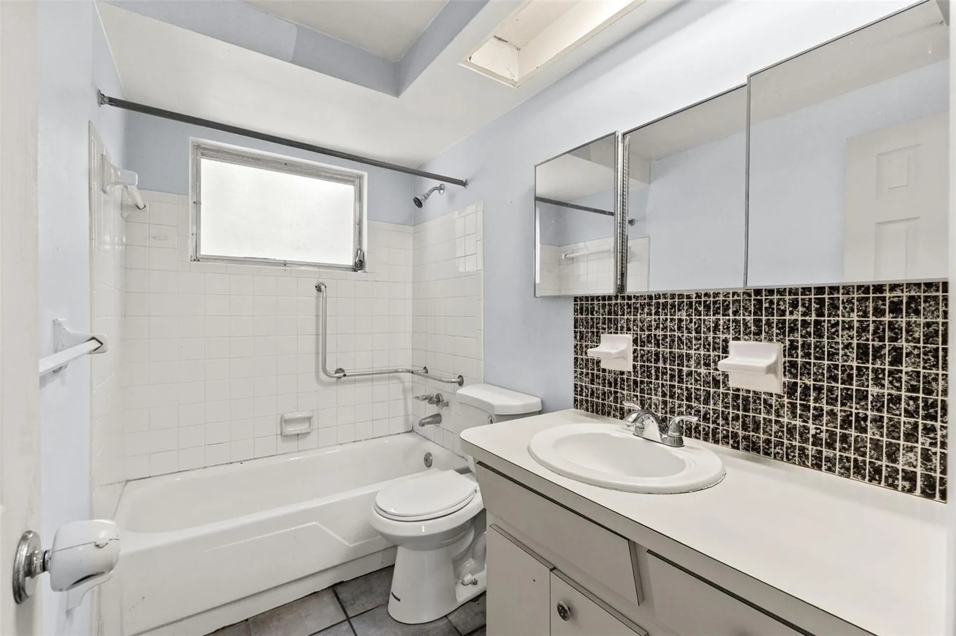1050 Saxon Lane Holiday FL 34691